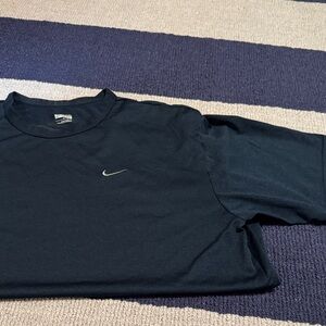 Nike Men's Navy Short Sleeve Tee